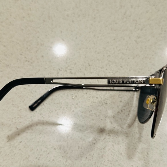 Louis Vuitton Aviator sunglasses, special edition (custom made 1 of 1) - Picture 6 of 6